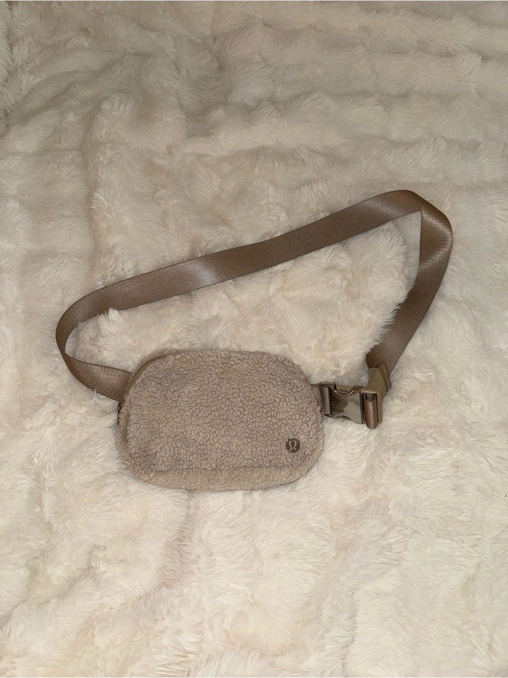 lululemon athletica Taupe Sherpa Crossbody Belt Bag